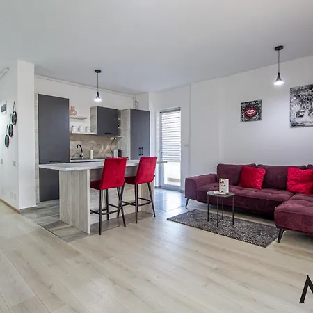 Mohost Two - Luxe Retreat With Mountain Views Brasov