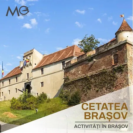 Mohost Two - Luxe Retreat With Mountain Views Appartement Braşov